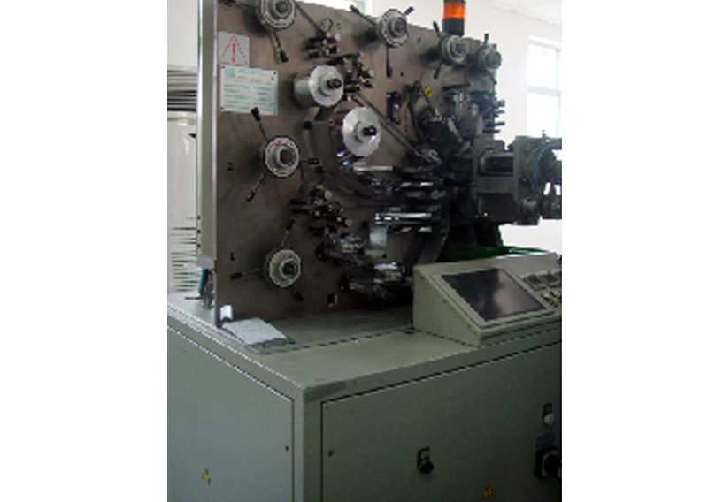 AVM406型交流电容卷绕机